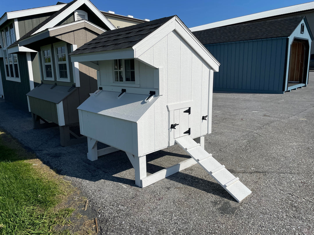 3x4 Quaker Chicken Coop